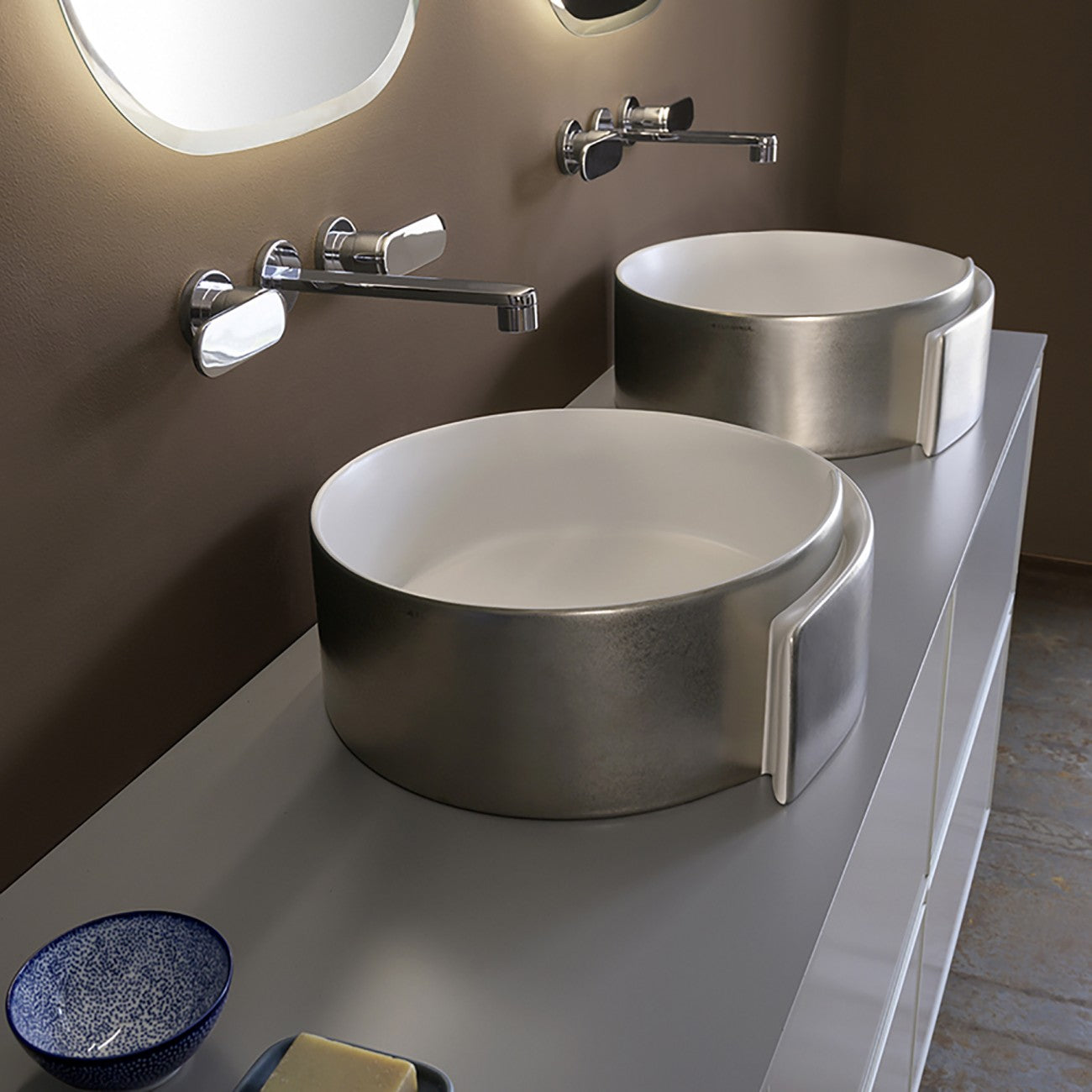 Roll 44 Countertop Round Washbasin Ceramica Flaminia