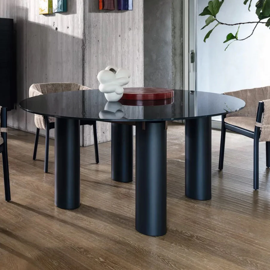 Daen 36 Round Dining Table | Luxury Furniture Gervasoni