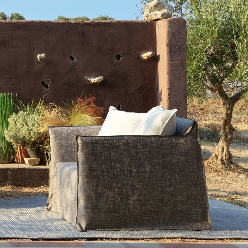 Ghost Out 09 Armchair | Luxury Furniture Gervasoni