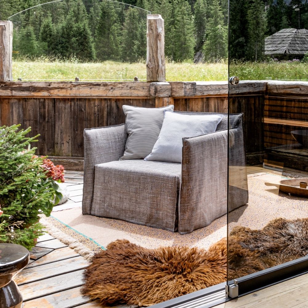 Ghost Out 09 Armchair | Luxury Furniture Gervasoni