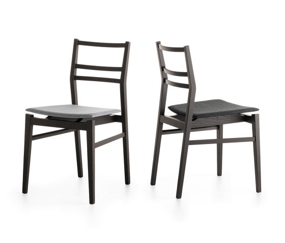 Già R Chairs