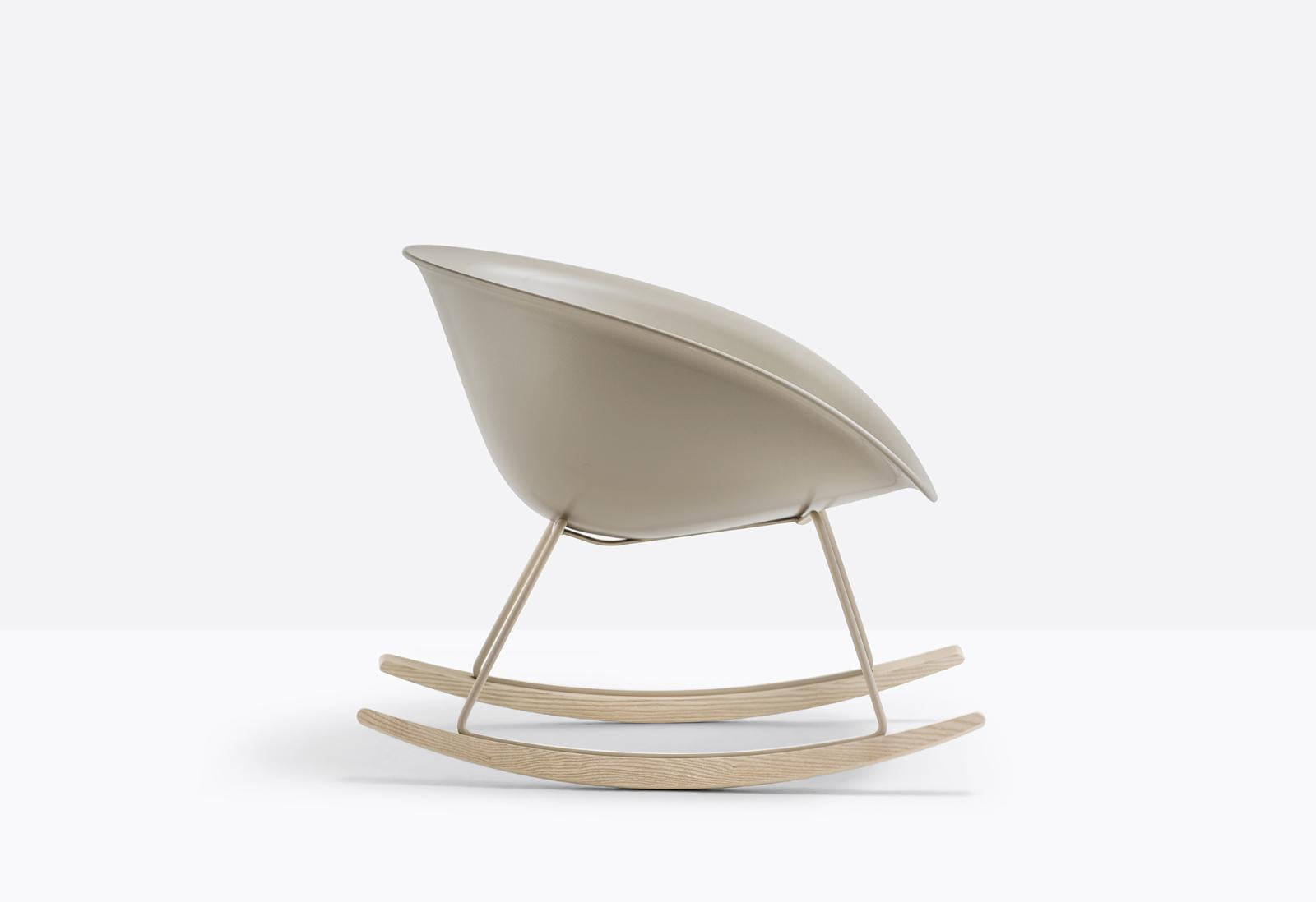 Gliss Swing 350 Rocking Lounge Chair | Luxury Design | Pedrali