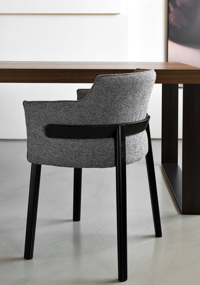 Pince Dining Chair with Armrest | Classic Design by Wiener GTV Design