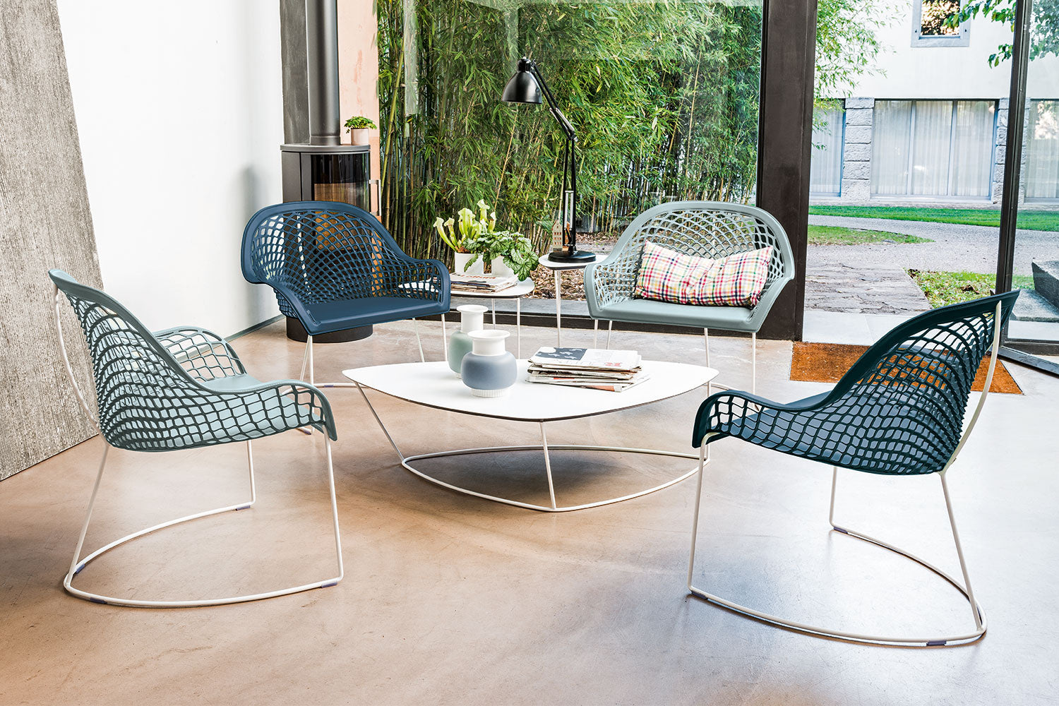 Midj Guapa Chair — Contemporary Leather Mesh Lounge Seat