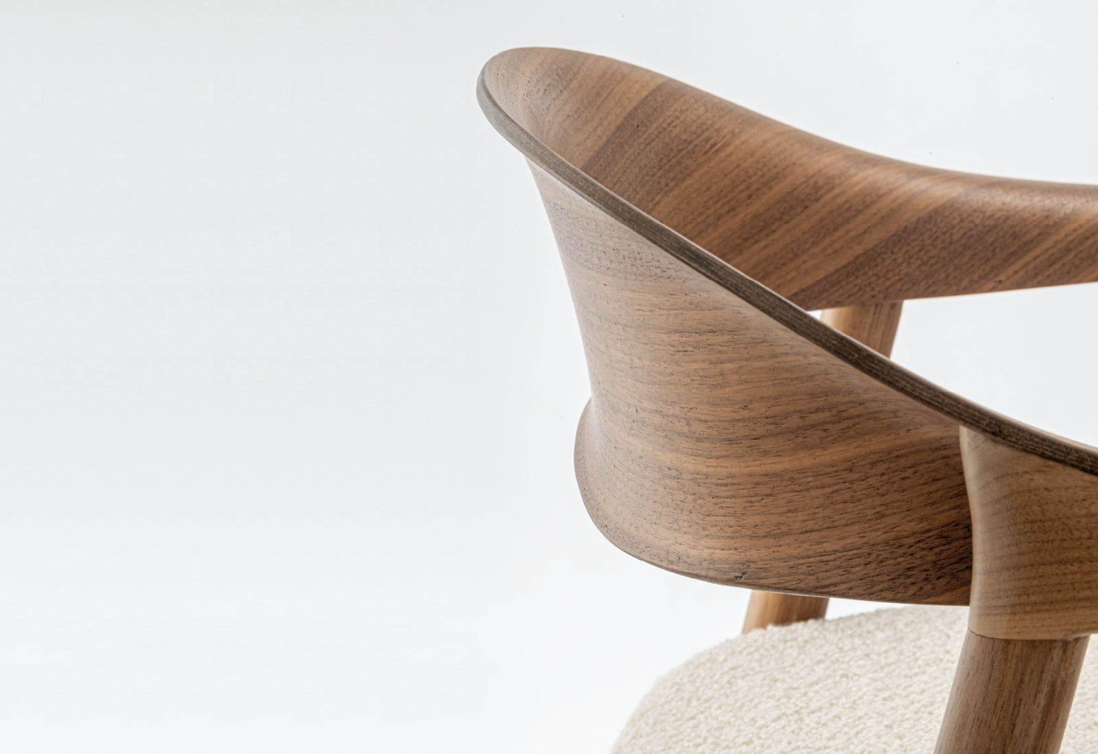 Héra 2865 Dining Chair with Armrests | Luxury Design | Pedrali