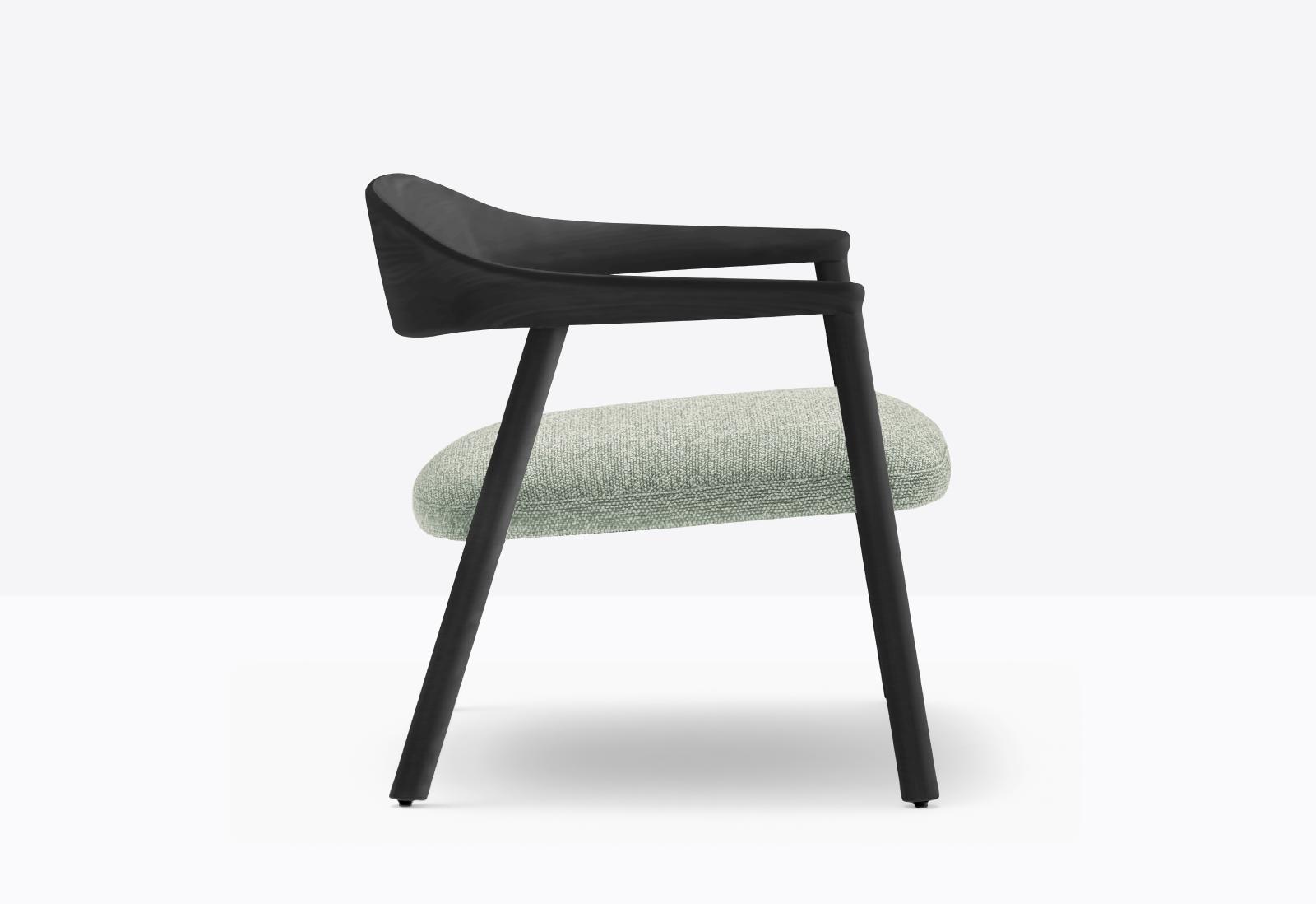 Héra 2869 Lounge Chair | Luxury Design | Pedrali