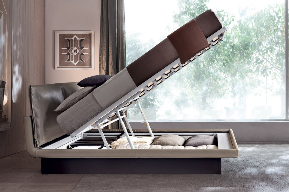 Molteni&C HONEY Storage Bed by Arik Levy | Luxury Leather Storage Bed