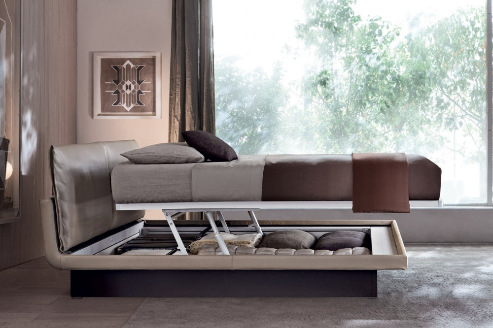 Molteni&C HONEY Storage Bed by Arik Levy | Luxury Leather Storage Bed