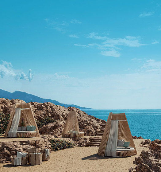 Hut Garden Bed | Outdoor Luxury Furniture | Ethimo