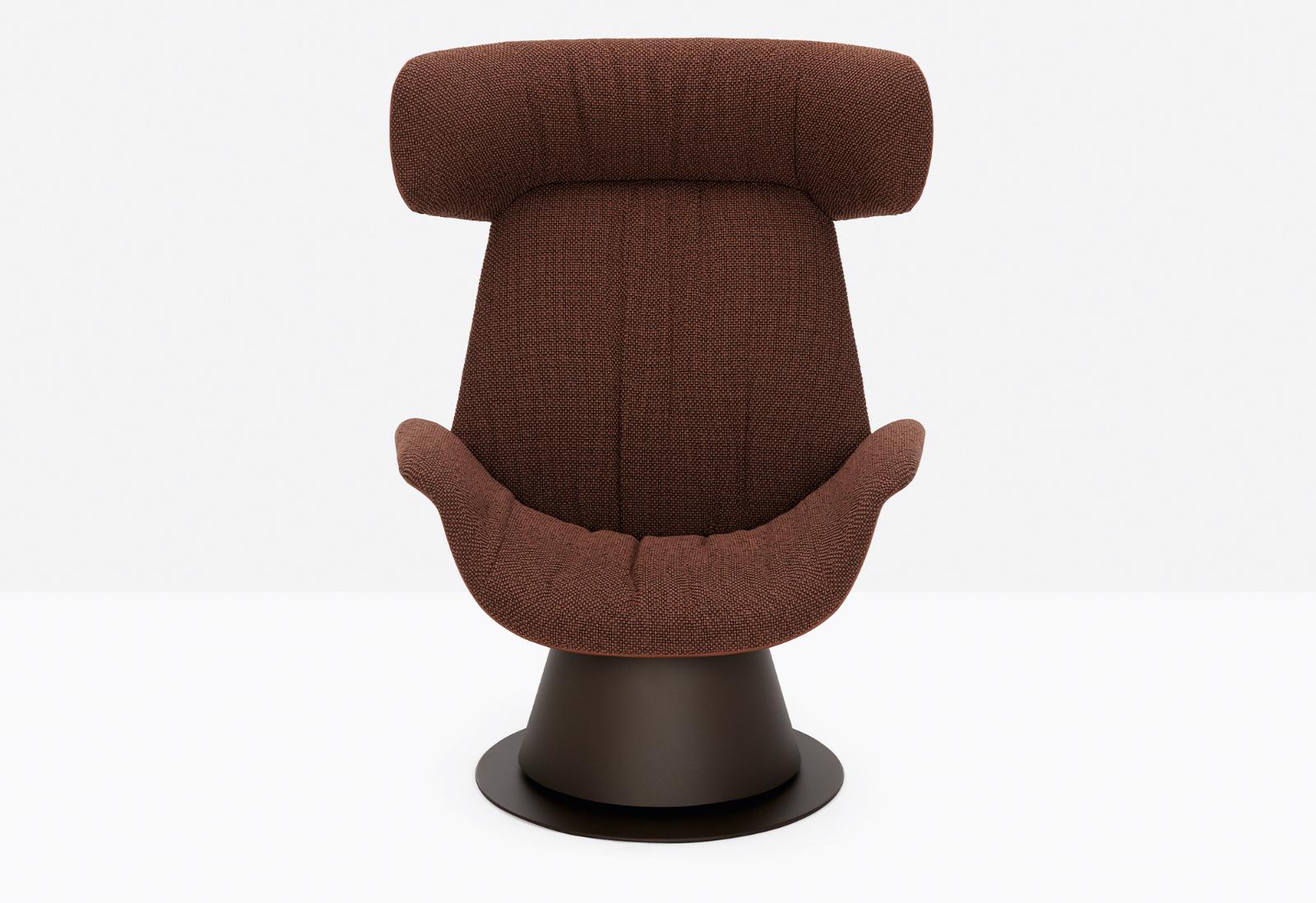 Ila 2020 Lounge Chair | Luxury Design | Pedrali