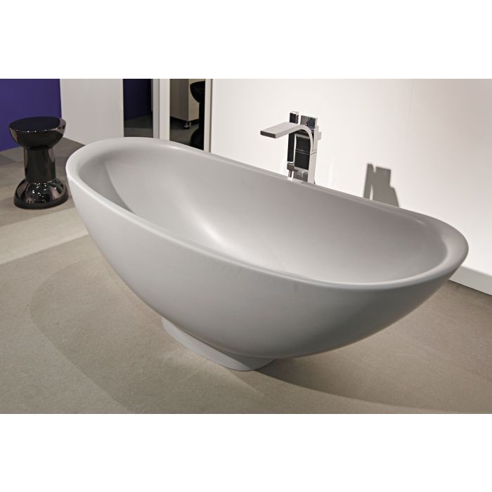 Io Bathtub | Luxury Bathroom | Ceramica Flaminia
