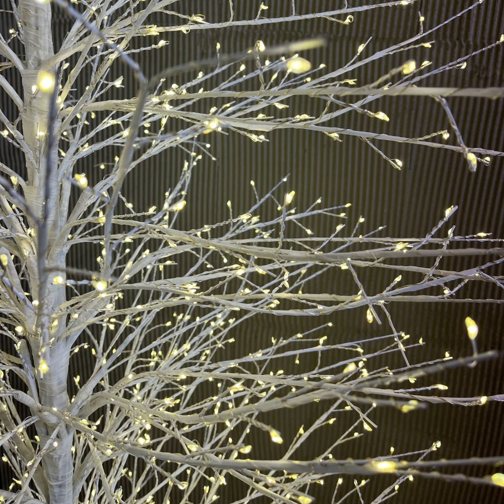 Jack Illuminated Christmas Tree with LED Branches | SoloLuxuryLiving