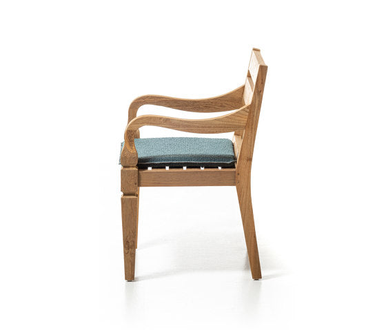 Jeko 24 Dining Chair with Armrest | Luxury Furniture | Gervasoni