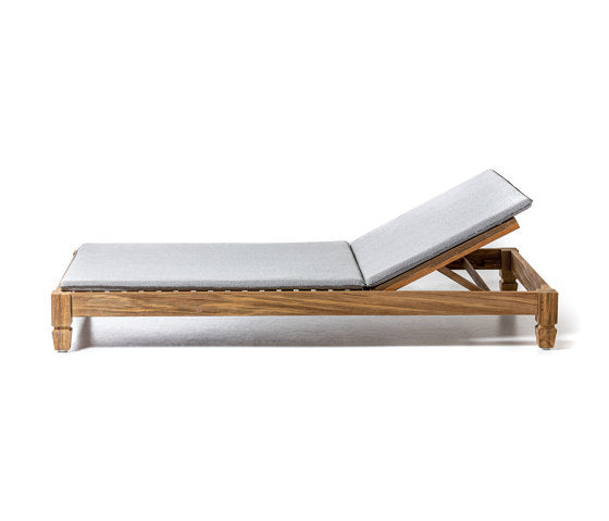 Jeko 81 Recliner Sunbed | Luxury Furniture | Gervasoni