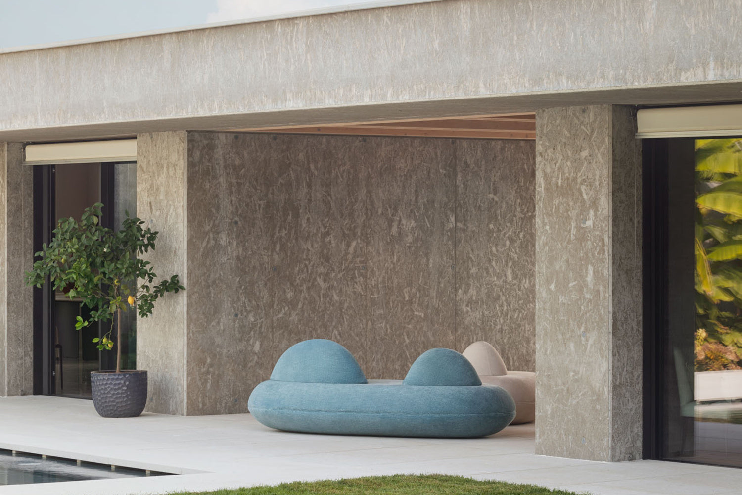Kosmos L by Midj Contemporary Sofa by Karim Rashid