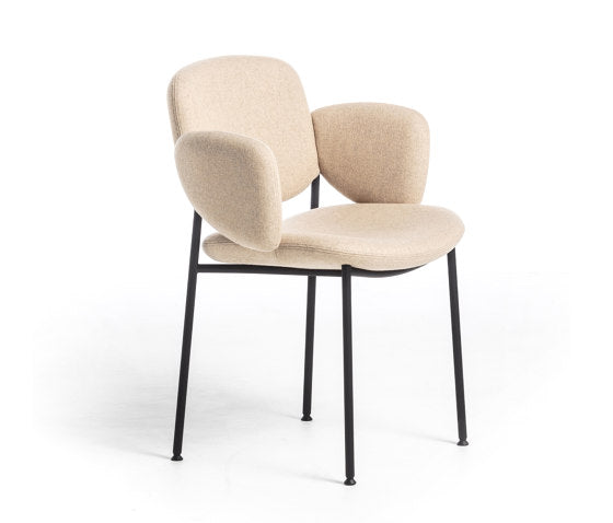 Macka Dining Chair with Armrests | Arrmet
