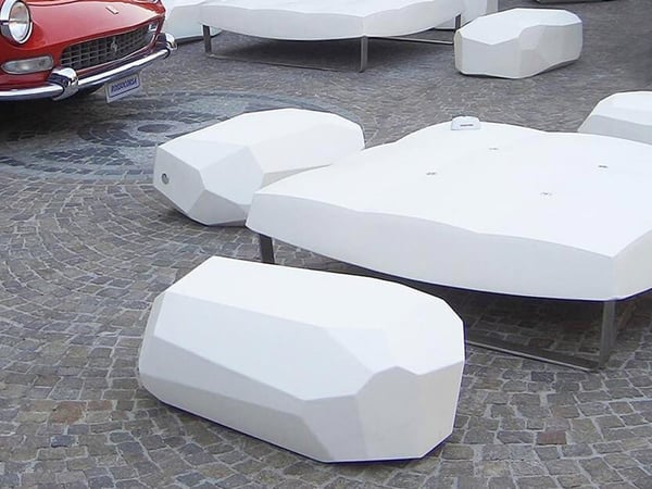 Meteor Small Bench — Sculptural Indoor/Outdoor Seating by Serralunga