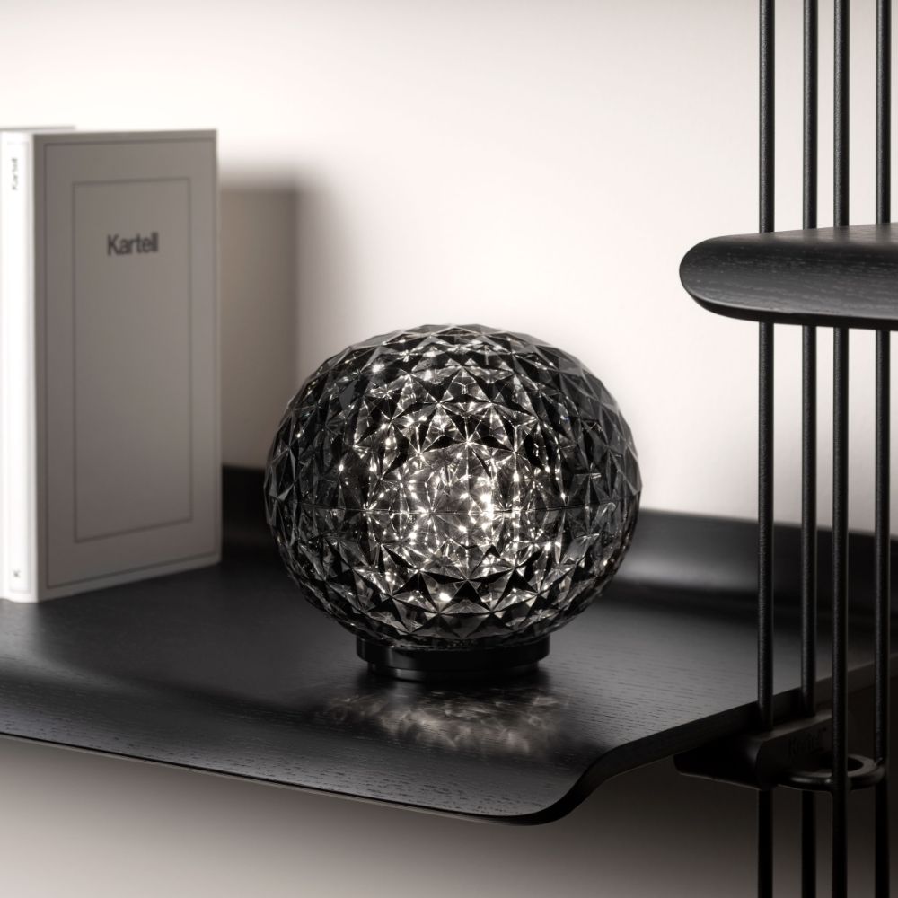 Mini Planet Table Lamp | Designed by Tokujin Yoshioka  | Kartell