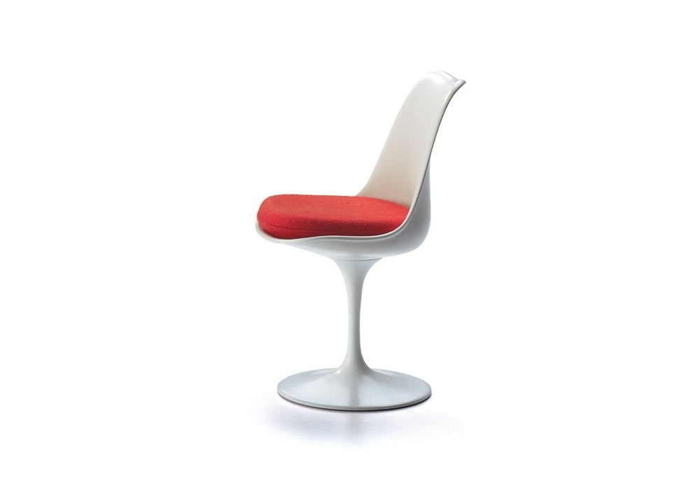Tulip Dining Chair by Eero Saarinen | Stile