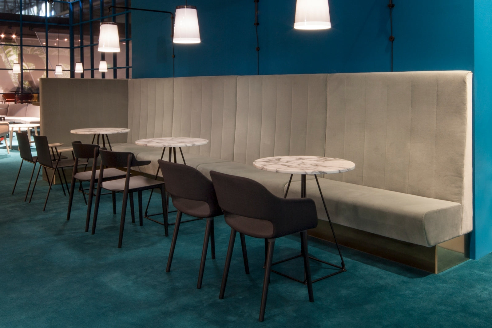 Lunar 5440 Dining Table | Luxury Design | Pedrali