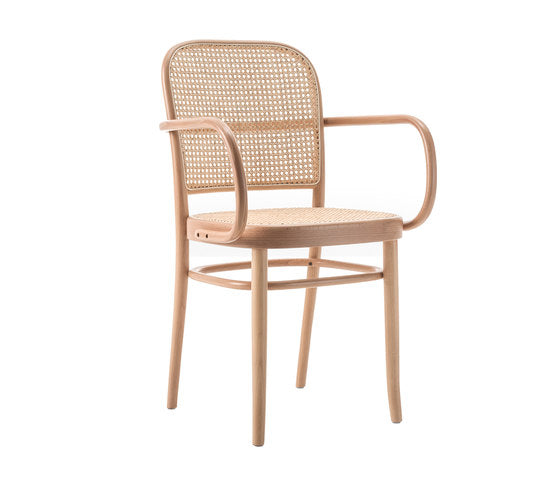 N.811 Dining Chair with Armrest | Classic Design by Wiener GTV Design
