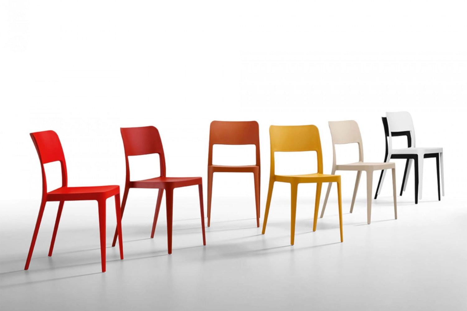 Nenè Stackable Dining Chair Midj Contemporary Design