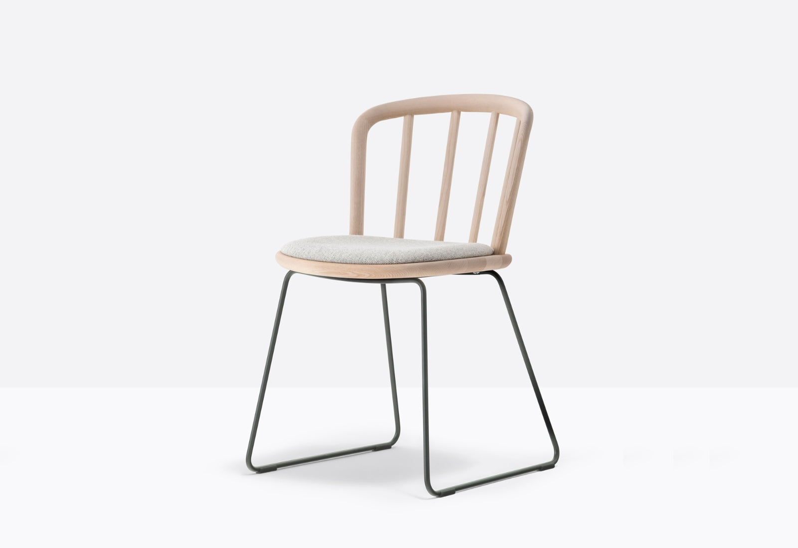 Nym 2851 Sled Dining Chair | Luxury Design | Pedrali