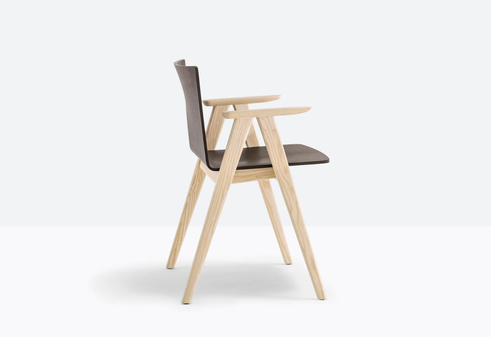 Osaka 2815 Dining Chair with Armrests | Luxury Design | Pedrali