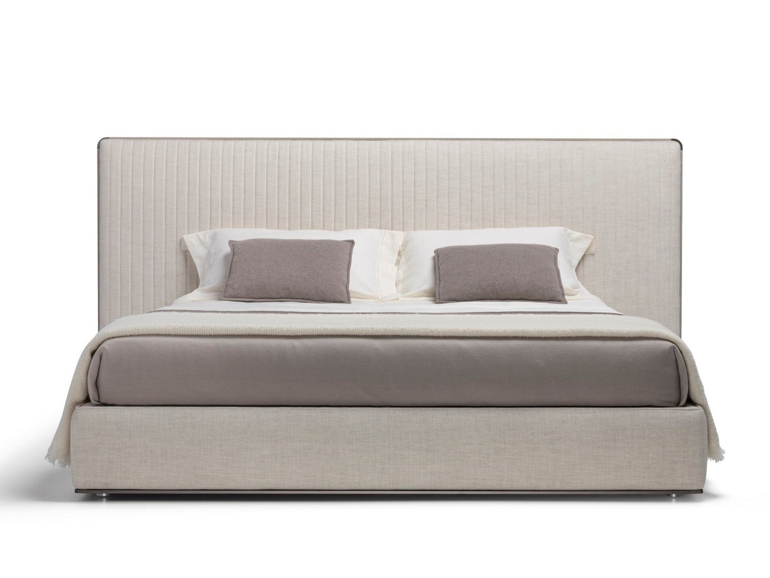 Molteni&C OVIDIO Bed by Vincent Van Duysen | Luxury Italian Bed