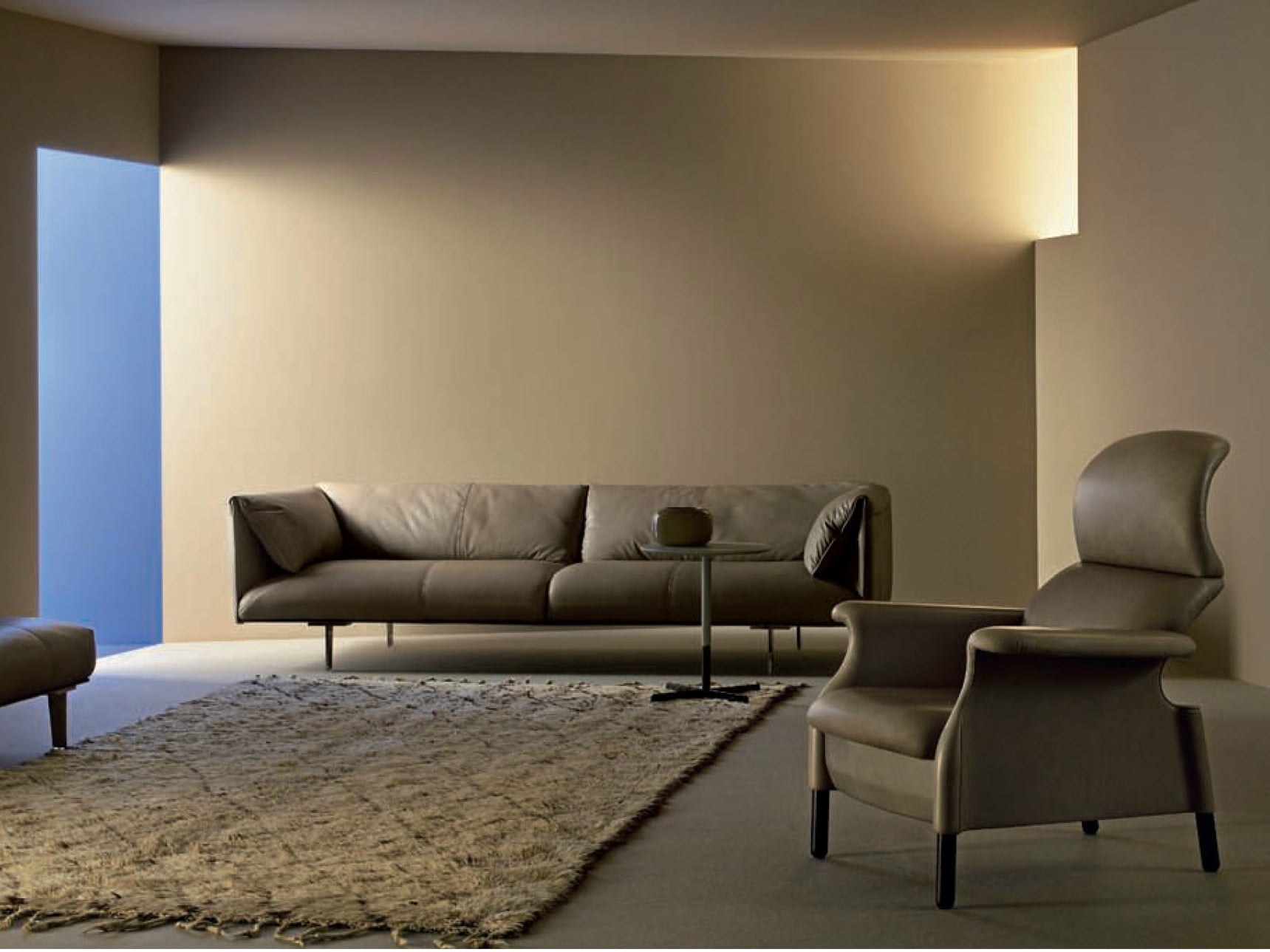 Poltrona Frau Sanluca Armchair | Iconic Italian Designer Lounge Chair