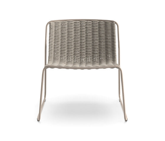 Randa LO Outdoor Lounge Chair Contemporary Furniture | Arrmet