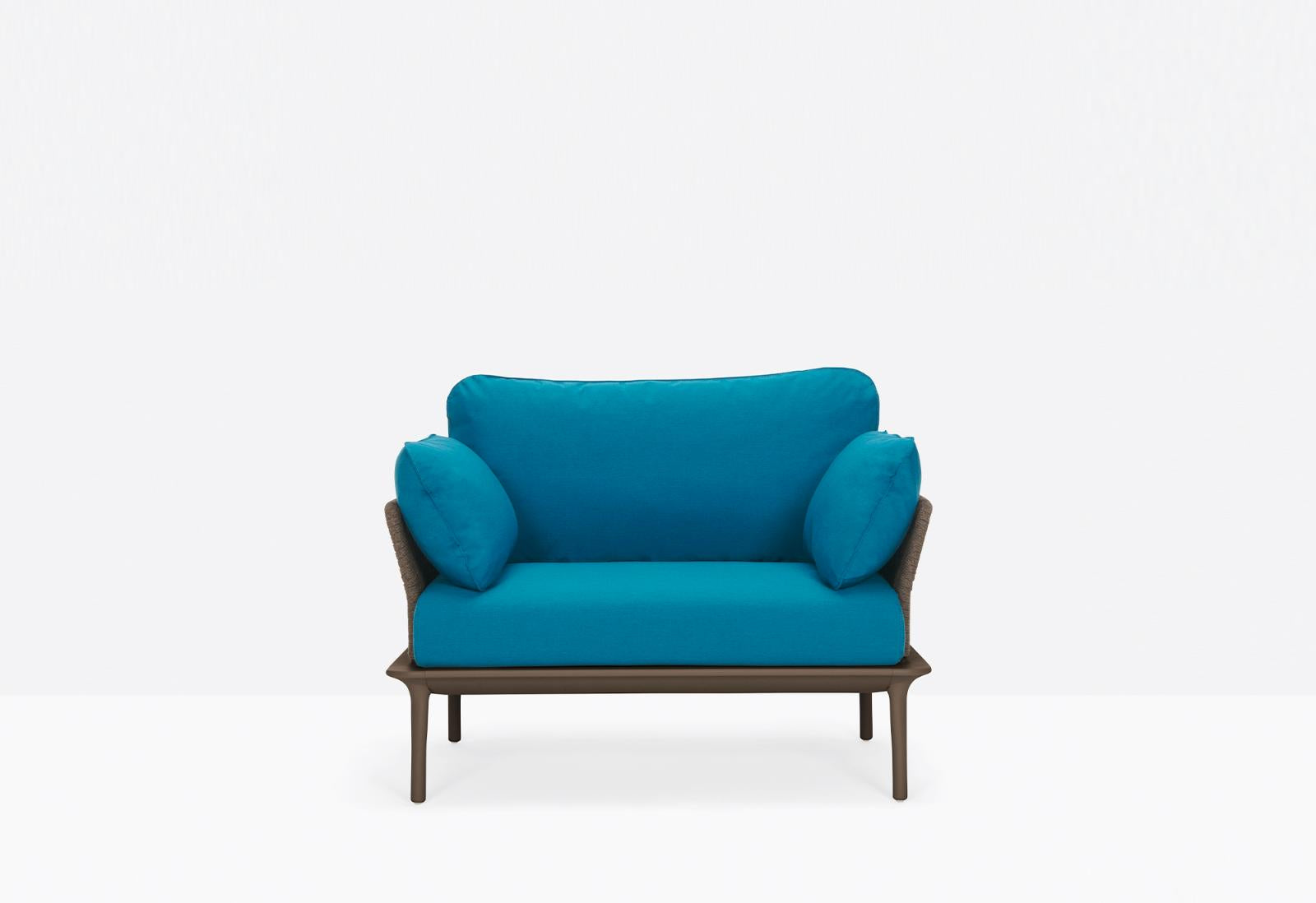 Reva Twist Lounge Chair | Luxury Design | Pedrali