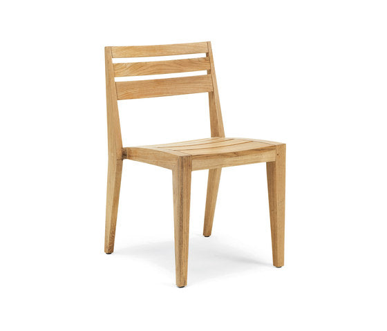 Ribot Stackable Dining Chair | Outdoor Luxury Furniture | Ethimo