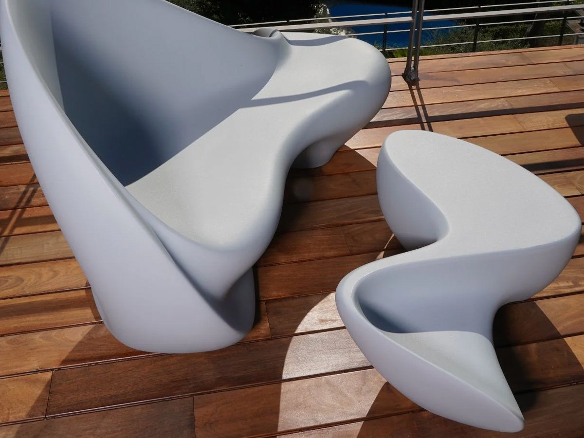 Ripple Coffee Table — Sculptural Wave Design by Serralunga