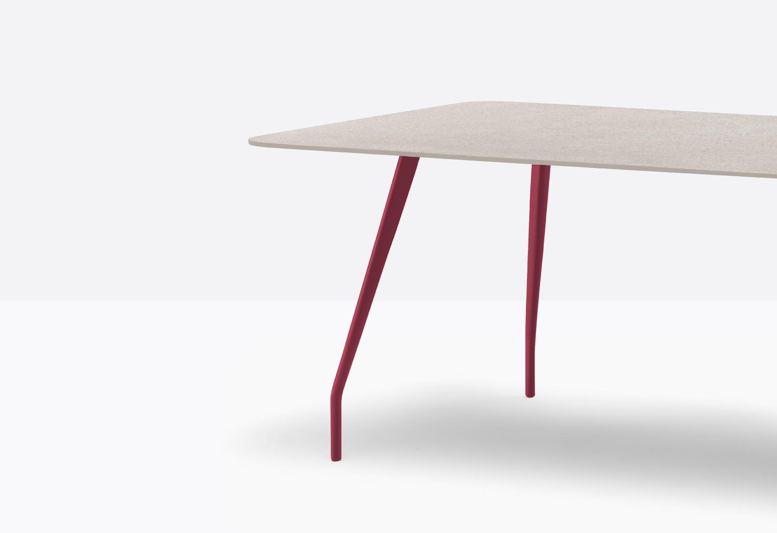 Pedrali Rizz Rizz TRZ Outdoor Dining Table | Luxury Design | Pedrali – SoloLuxuryLiving