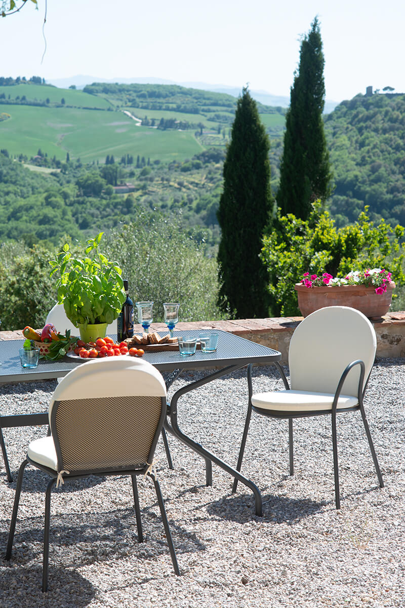 Ronda Stackable Dining Chair with Armrests | Set of 2 | EMU