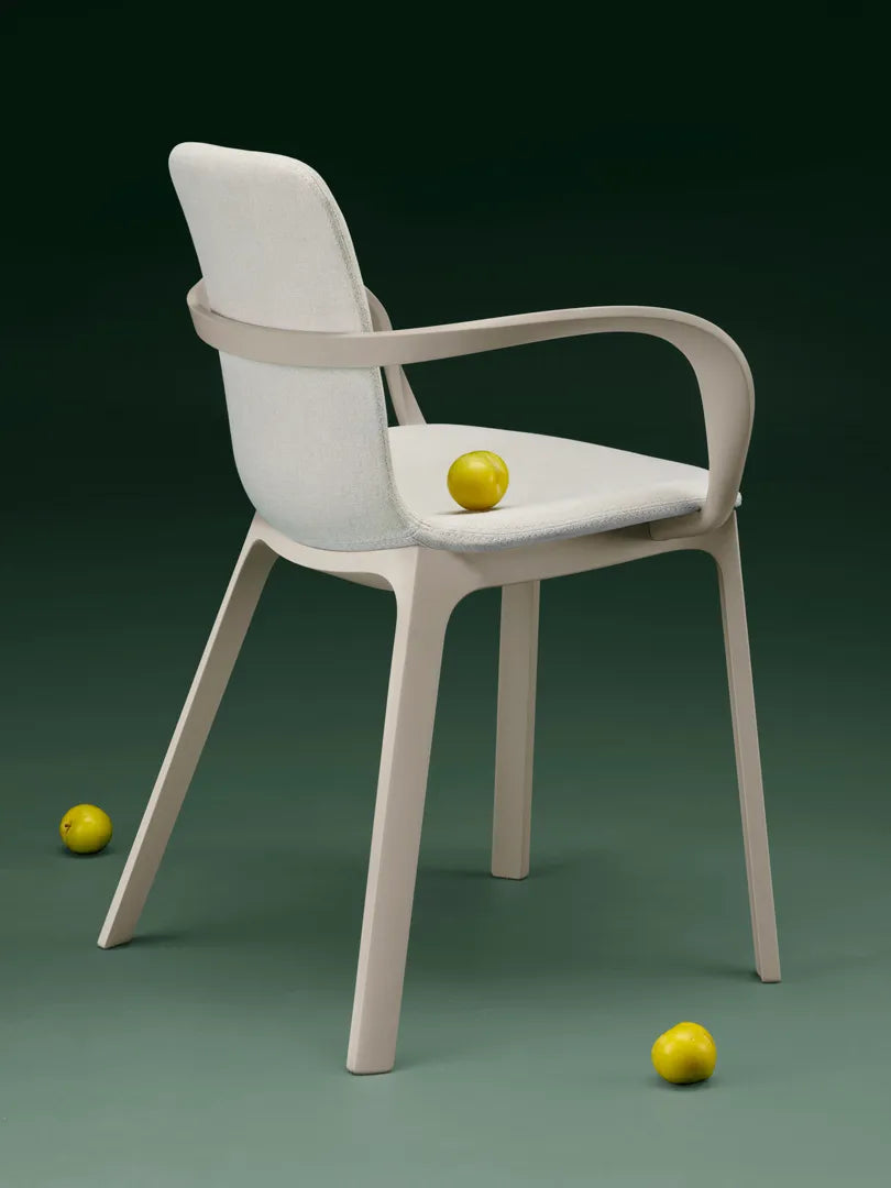 Liuta Stackable Outdoor Chair with Armrests | Scab Design