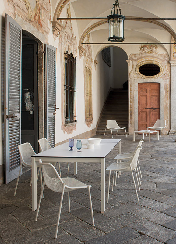 Round Extendible Rectangular Dining Table with HPL Top | EMU