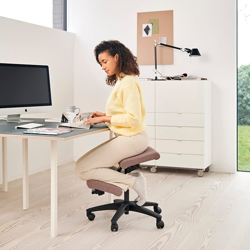 Wing Balans Kneeling Chair | Designed by P Opsvik | Varier