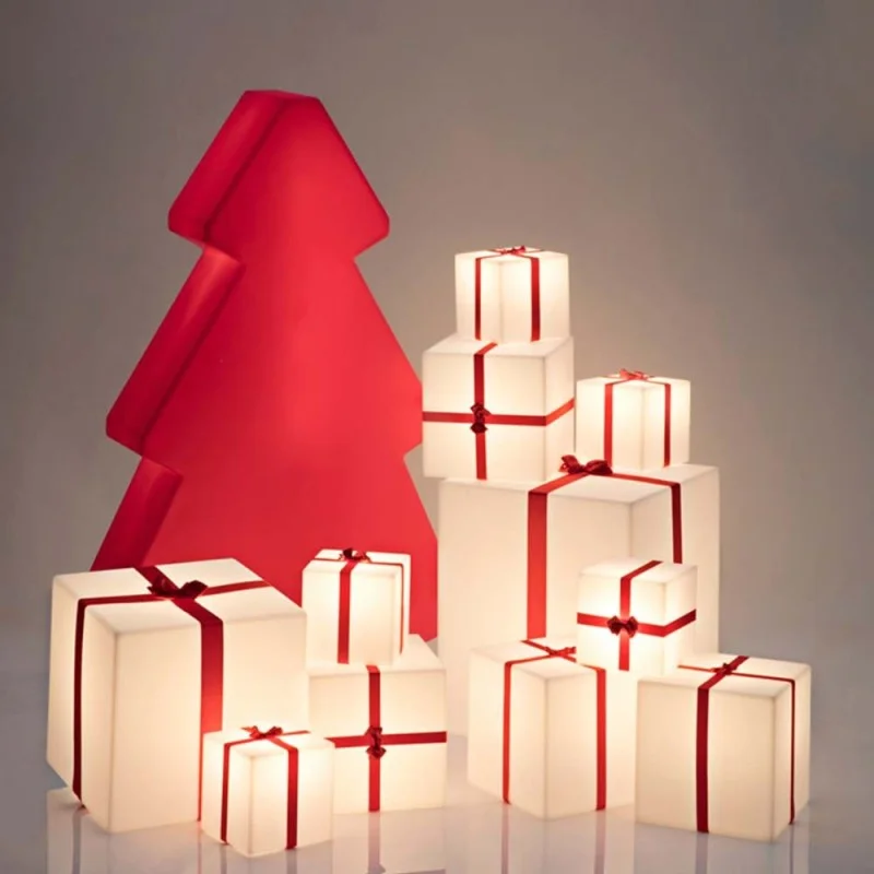 Lightree Christmas Tree Floor Lamp | Slide Design