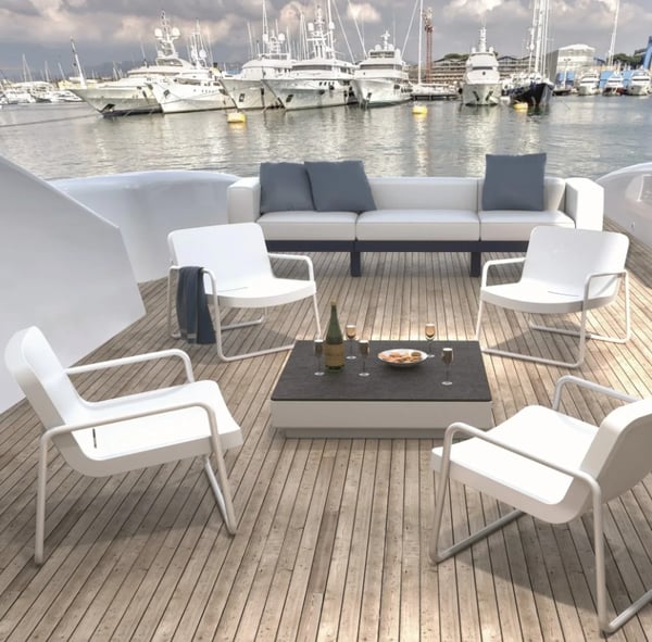 Time Out Armchair — Modern Italian Indoor/Outdoor Sculptural Seating by Serralunga
