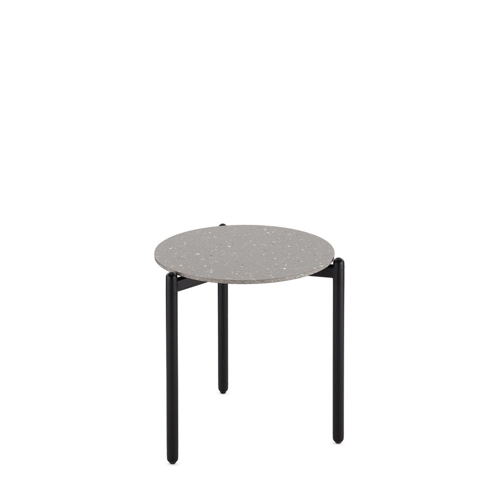 Undique Mas Side Table | Designed by Patricia Urquiola | Kartell