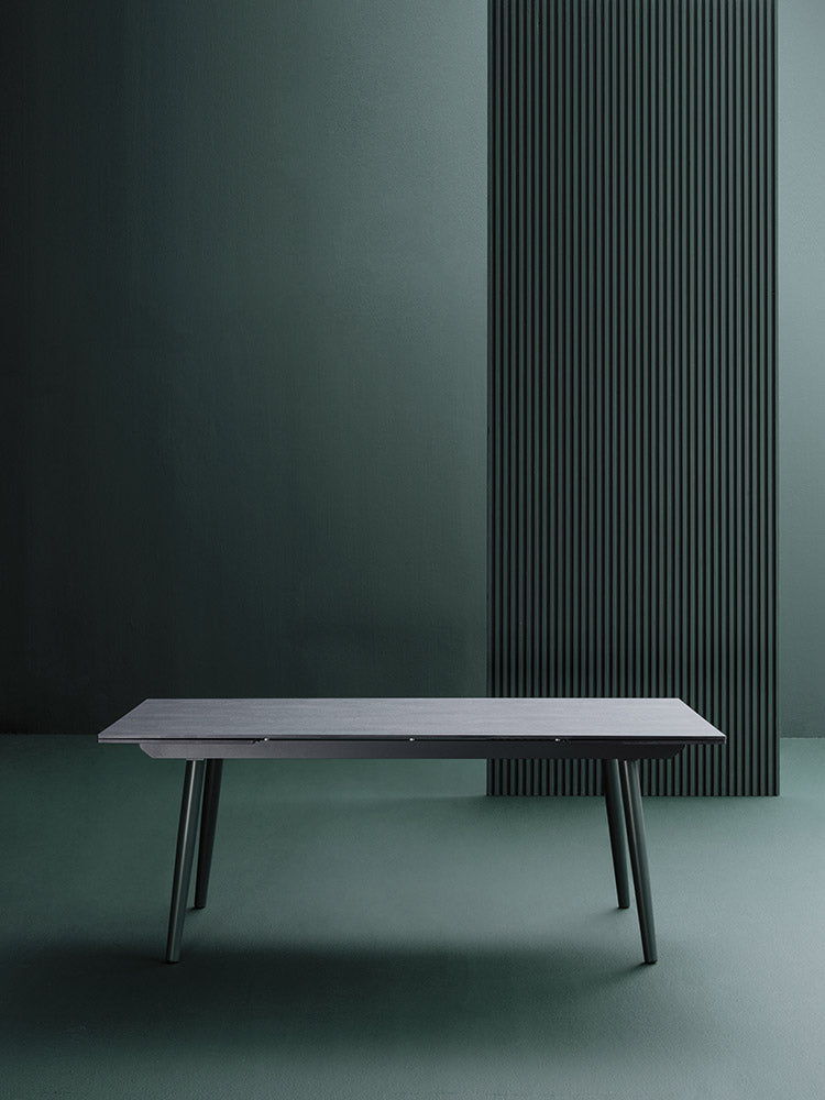 Ellisse Rectangular Extendable Dining Table | Designed by R&S Varaschin | Varaschin