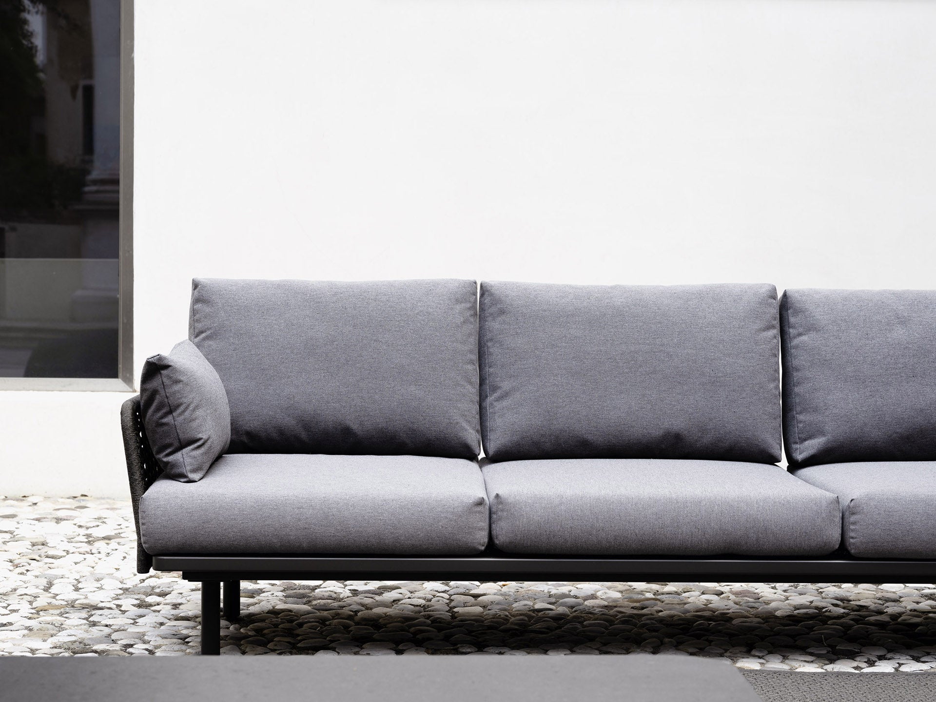 Emma Outdoor Sofa | Designed by Monica Armani | Varaschin