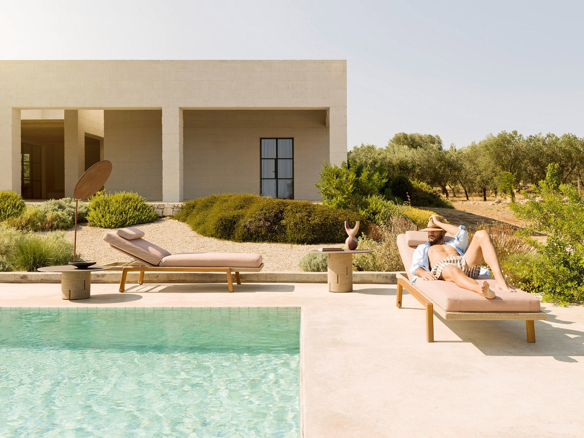 Gianna Outdoor Sunbed | Designed by Monica Armani | Varaschin