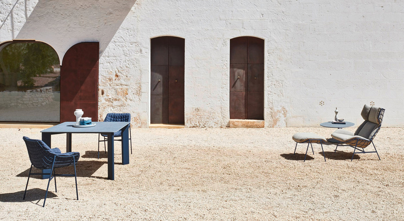 Plinto Outdoor Square Table | Designed by Pio & Tito Toso | Varaschin
