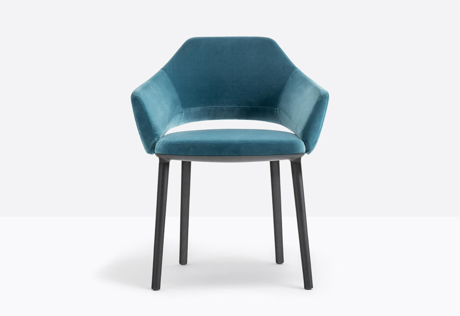 Vic 645 Dining Chair with Armrests | Luxury Design | Pedrali