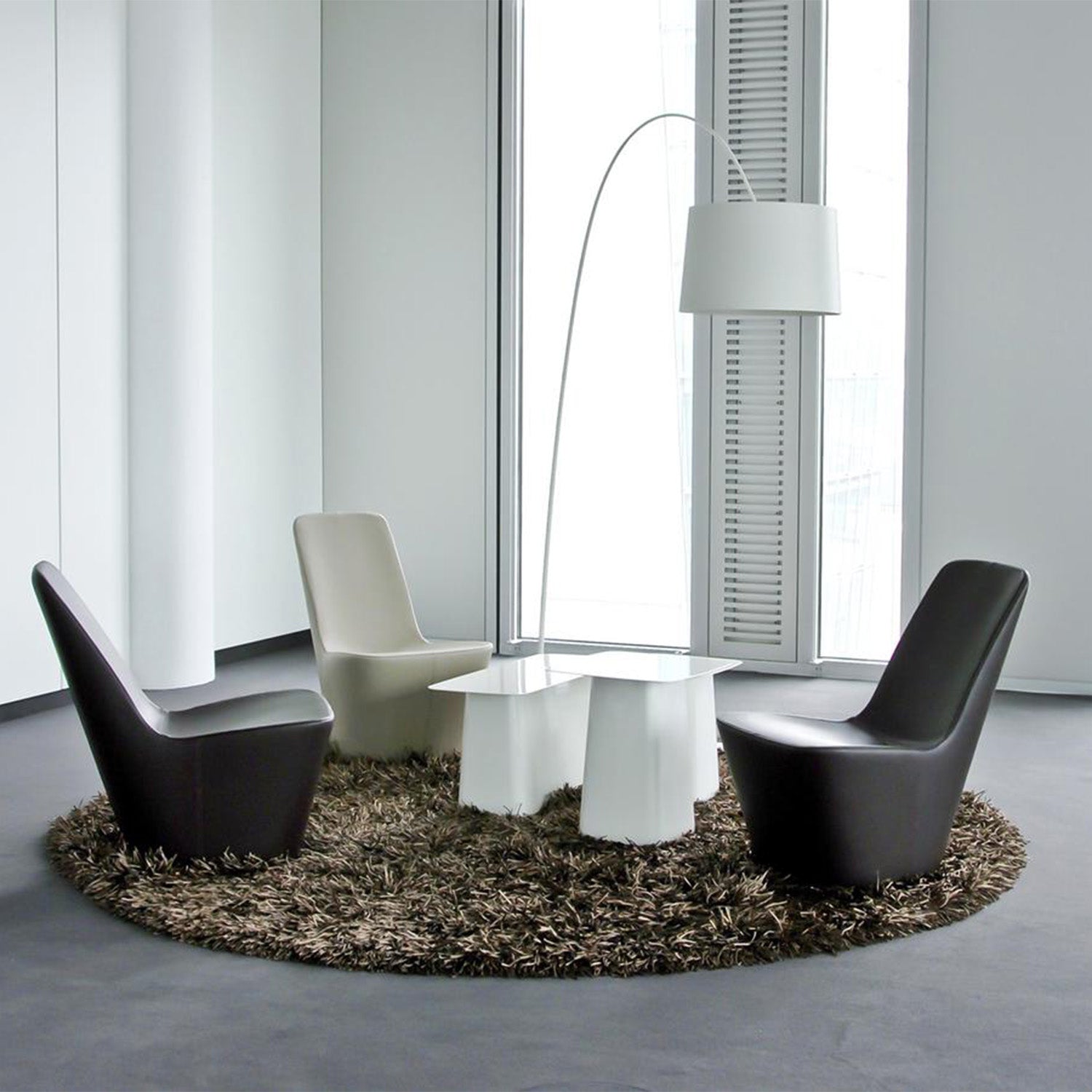 Vitra Monopod Armchair by Jasper Morrison | Modern Lounge Chair