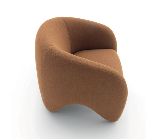 Yuzu Capsule Armchair | Designed by Claesson Koivisto Rune | Arflex