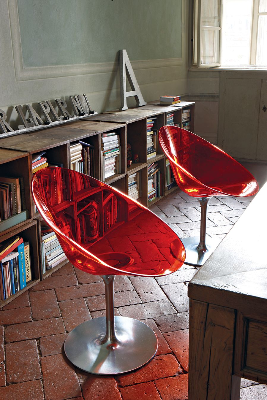 Eroisi Swivel Chair Designed by Philippe Starck | Kartell